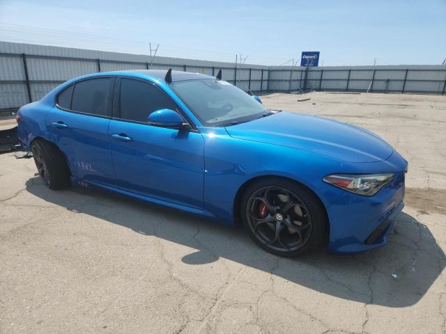 ZARFAMBNXK7605022 - 2019 ALFA ROMEO GIULIA TI Blau Foto 4