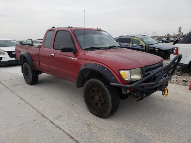 4TAWM72N3WZ160082 - 1998 TOYOTA TACOMA XTRACAB RED photo 4