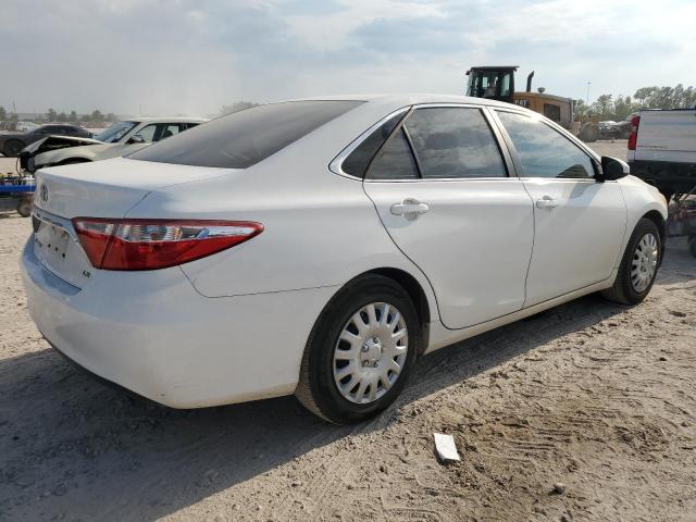 4T4BF1FKXGR537128 - 2016 TOYOTA CAMRY LE WHITE photo 3