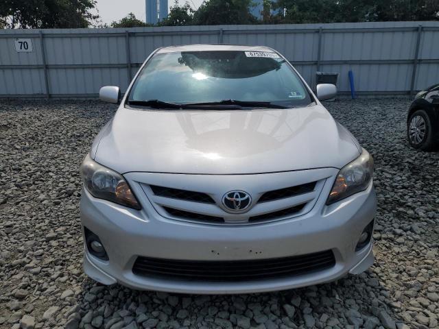 2T1BU4EE1BC722059 - 2011 TOYOTA COROLLA BASE 银色 照片 5