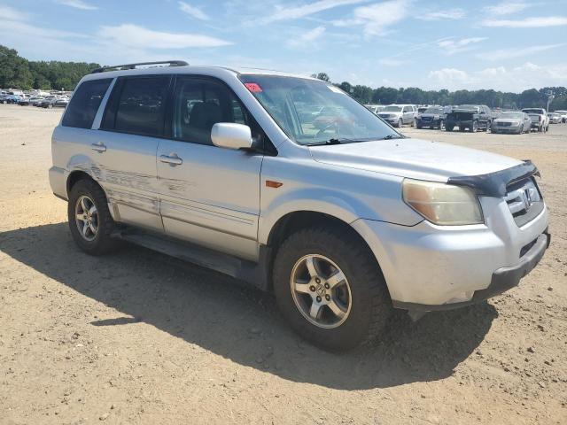 5FNYF28696B013412 - 2006 HONDA PILOT EX SILVER photo 4