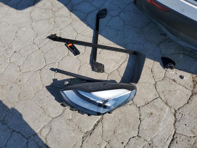 7SAYGDEE6NA022832 - 2022 TESLA MODEL Y თეთრი ფოტო 13