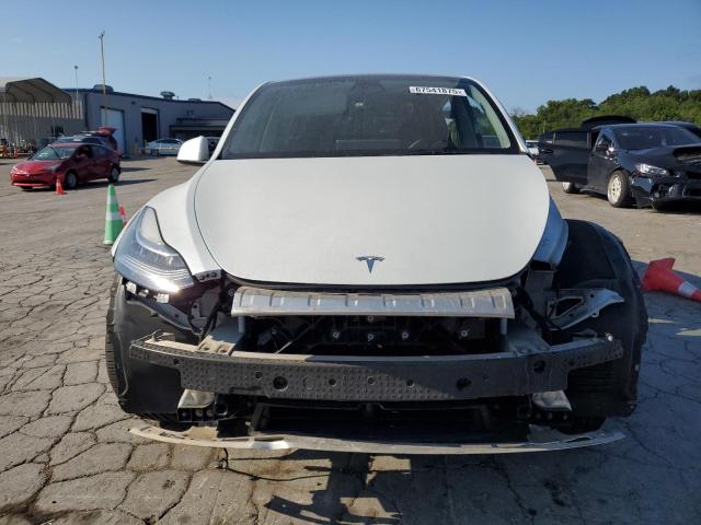 7SAYGDEE6NA022832 - 2022 TESLA MODEL Y თეთრი ფოტო 5