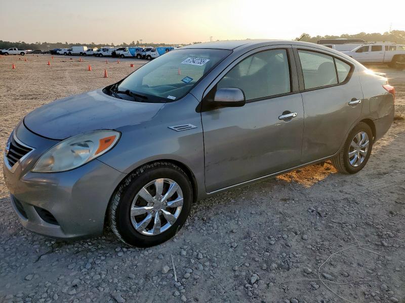 2013 NISSAN VERSA S, 
