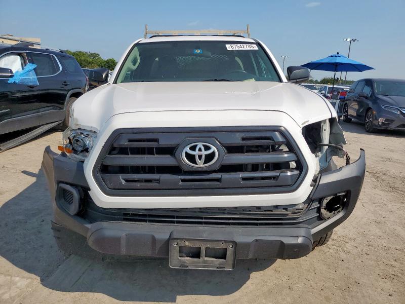 5TFRX5GN5HX091531 - 2017 TOYOTA TACOMA ACCESS CAB WHITE photo 5