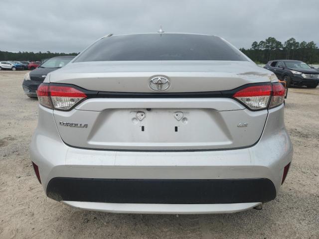 5YFEPRAE6LP047611 - 2020 TOYOTA COROLLA LE ვერცხლისფერი ფოტო 6