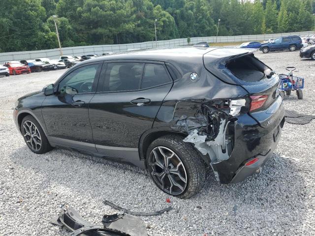 WBXYJ5C30JEF73123 - 2018 BMW X2 XDRIVE28I BLACK photo 2