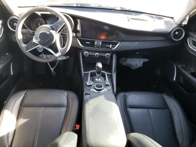 ZARFAEDN2J7589268 - 2018 ALFA ROMEO GIULIA Q4 შავი ფოტო 8