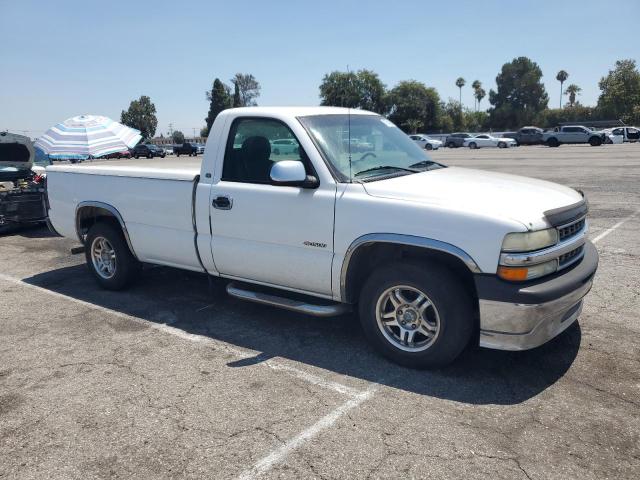 1GCEC14VX2E211334 - 2002 CHEVROLET SILVERADO C1500 WHITE photo 4