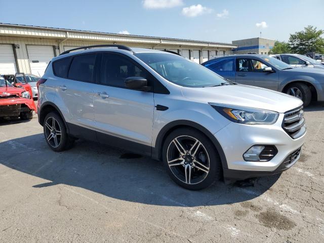 1FMCU0HD0KUA95465 - 2019 FORD ESCAPE SEL SILVER photo 4
