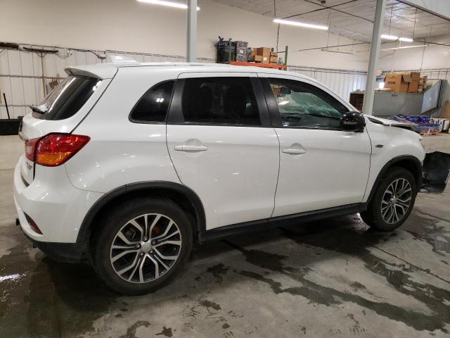 JA4AP3AU0KU009578 - 2019 MITSUBISHI OUTLANDER ES WHITE photo 3