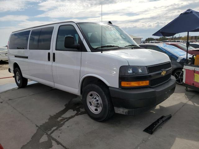 1GAZGNFP7P1130312 - 2023 CHEVROLET EXPRESS G3 LS WHITE photo 4