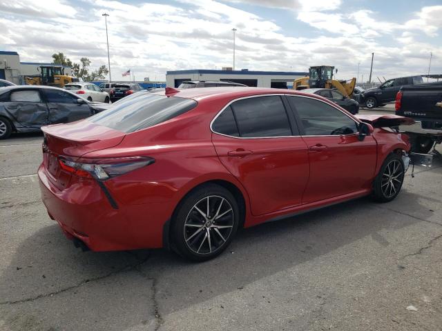 4T1G11AK9PU123473 - 2023 TOYOTA CAMRY SE NIGHT SHADE RED photo 3