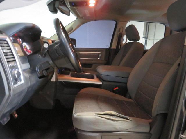 1C6RR7LT0KS569246 - 2019 RAM 1500 CLASS SLT შავი ფოტო 9