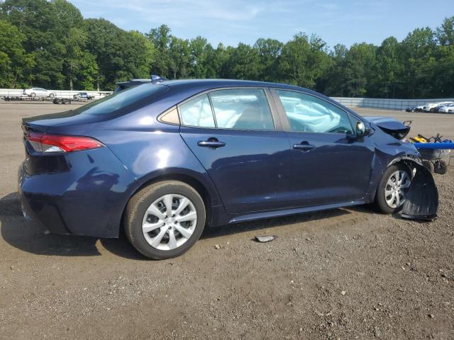 5YFEPMAE3MP249200 - 2021 TOYOTA COROLLA LE BLUE photo 3