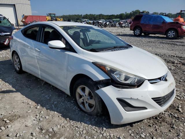 5NPDH4AE8FH553597 - 2015 HYUNDAI ELANTRA SE WHITE photo 4