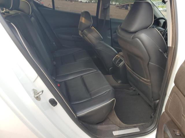 19UUB2F55JA000082 - 2018 ACURA TLX TECH WHITE photo 10