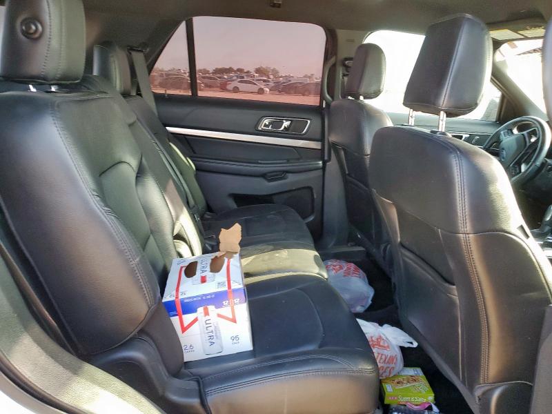 1FM5K7D89JGA55026 - 2018 FORD EXPLORER XLT WHITE photo 10