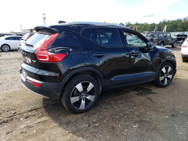 YV4162UK8N2646826 - 2022 VOLVO XC40 T5 MOMENTUM BLACK photo 3