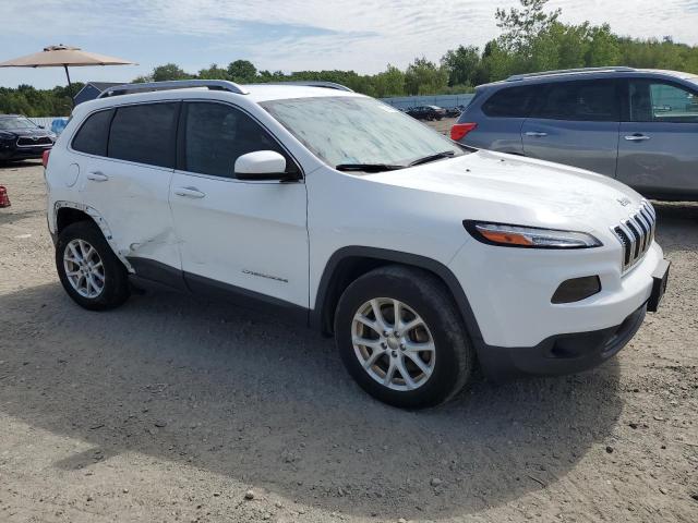 1C4PJMCS5HW570066 - 2017 JEEP CHEROKEE LATITUDE WHITE photo 4