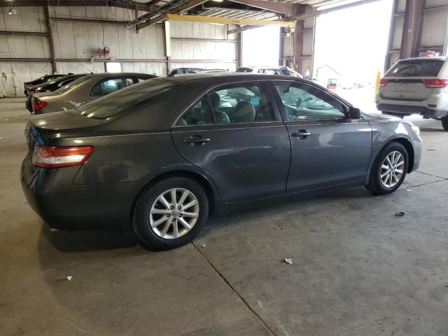 4T1BF3EK5BU623950 - 2011 TOYOTA CAMRY BASE GRAY photo 3