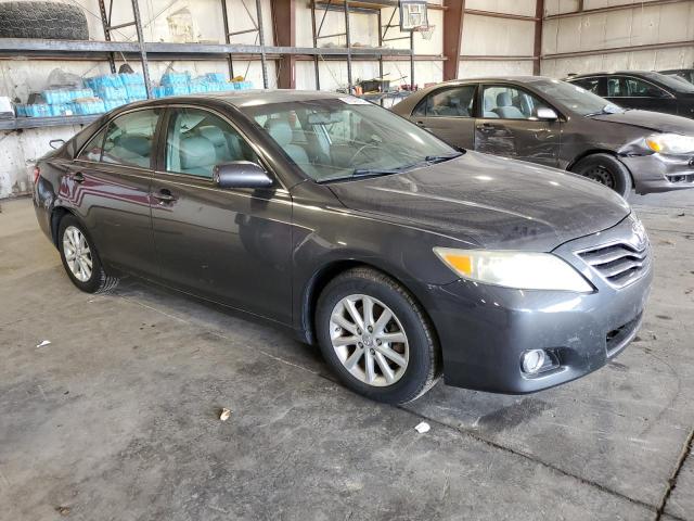 4T1BF3EK5BU623950 - 2011 TOYOTA CAMRY BASE GRAY photo 4