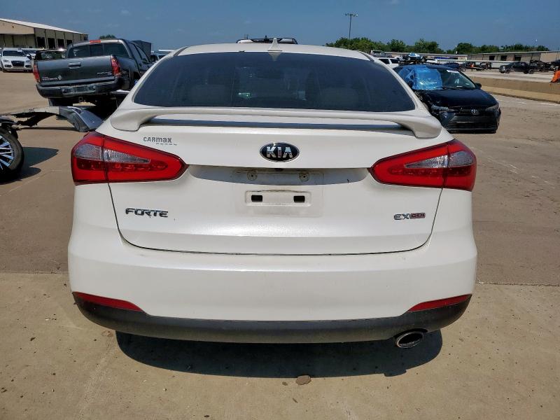 KNAFZ4A89G5546494 - 2016 KIA FORTE EX 白色 照片 6