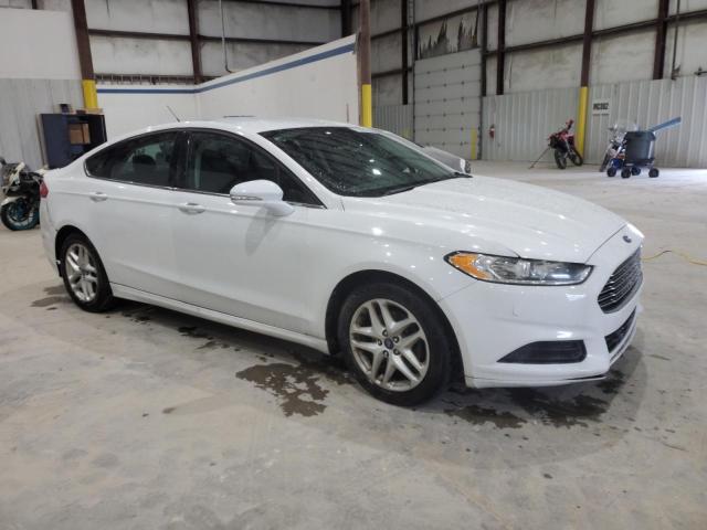 3FA6P0H77DR182606 - 2013 FORD FUSION SE WHITE photo 4