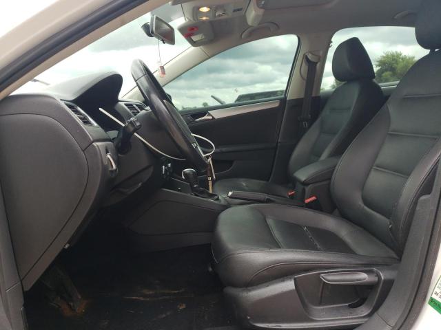 3VWLX7AJ4BM003439 - 2011 VOLKSWAGEN JETTA SEL 白色 照片 7