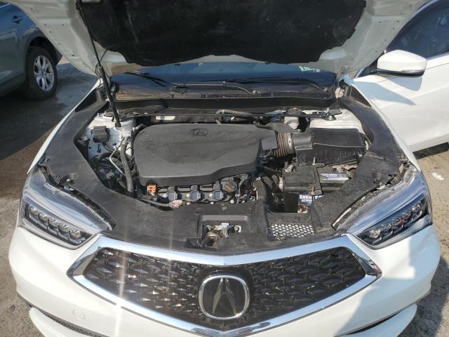 19UUB2F50JA000068 - 2018 ACURA TLX TECH WHITE photo 11