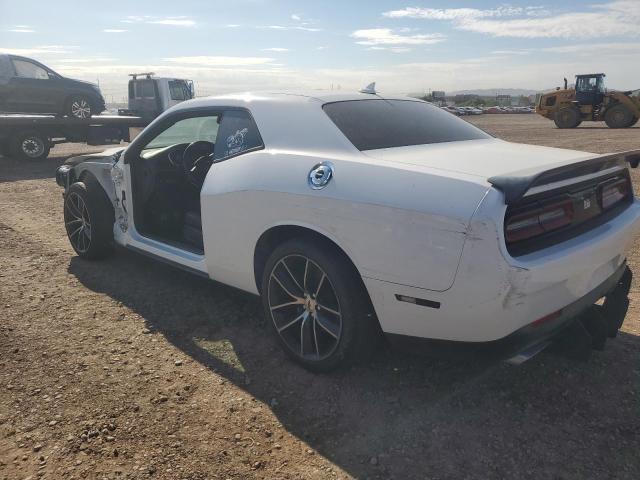 2C3CDZFJ0JH152030 - 2018 DODGE CHALLENGER R/T 392 WHITE photo 2