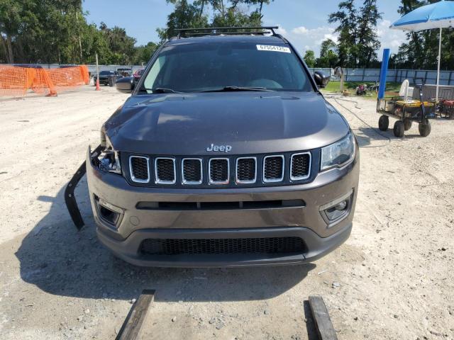 3C4NJCBB6JT318812 - 2018 JEEP COMPASS LATITUDE CHARCOAL photo 5