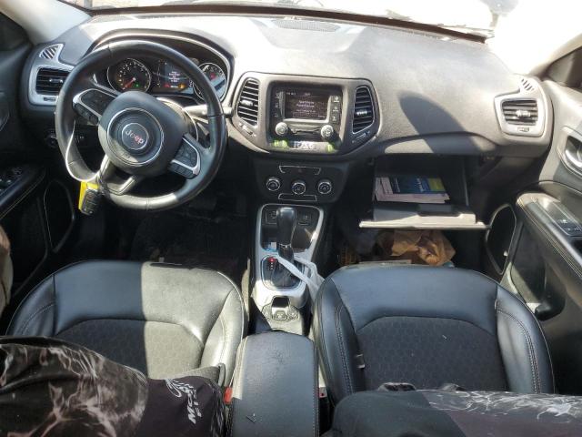 3C4NJCBB6JT318812 - 2018 JEEP COMPASS LATITUDE CHARCOAL photo 8