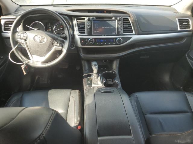 5TDJKRFH5FS196992 - 2015 TOYOTA HIGHLANDER XLE SILVER photo 8