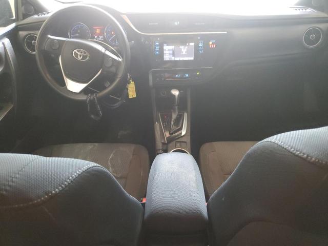 2T1BURHE5KC135954 - 2019 TOYOTA COROLLA L Grau Foto 8