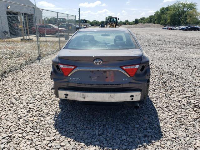 4T1BF1FK6HU315522 - 2017 TOYOTA CAMRY LE GRAY photo 6