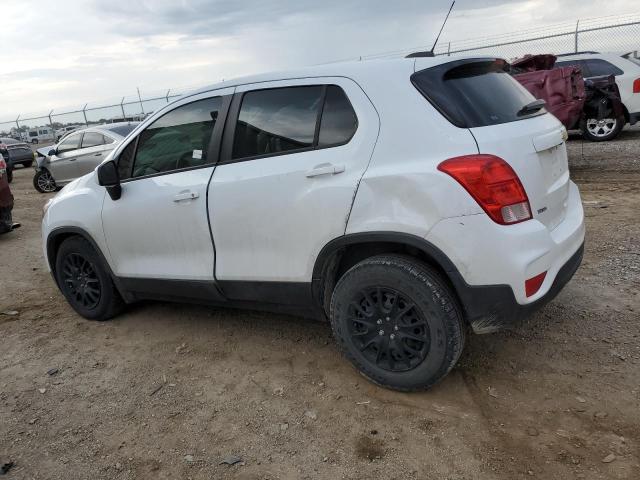 3GNCJKSB0JL237684 - 2018 CHEVROLET TRAX LS WHITE photo 2