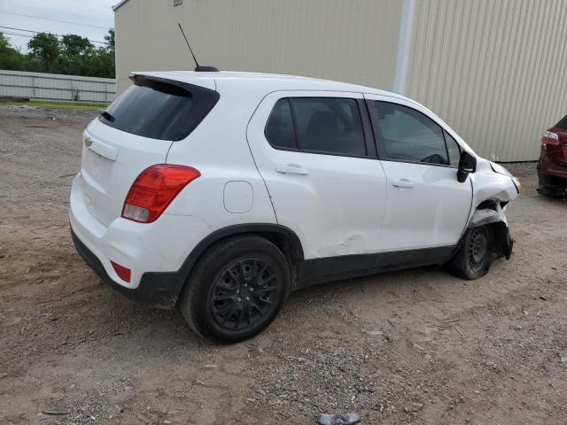 3GNCJKSB0JL237684 - 2018 CHEVROLET TRAX LS WHITE photo 3