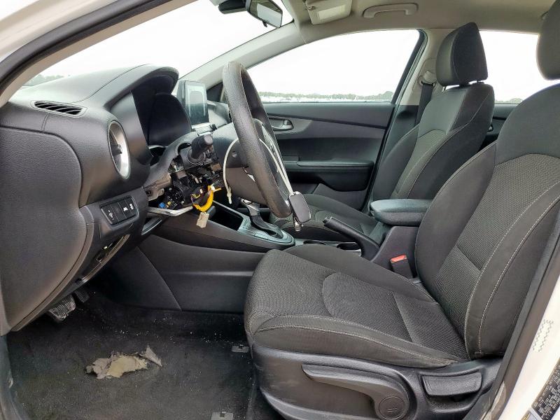 3KPF24AD7KE112611 - 2019 KIA FORTE FE 白色 照片 7