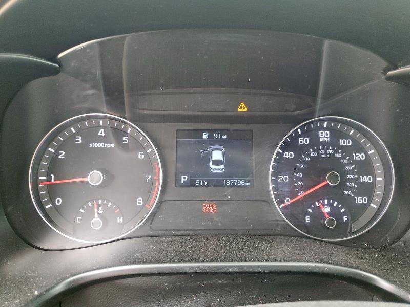 3KPF24AD7KE112611 - 2019 KIA FORTE FE 白色 照片 9