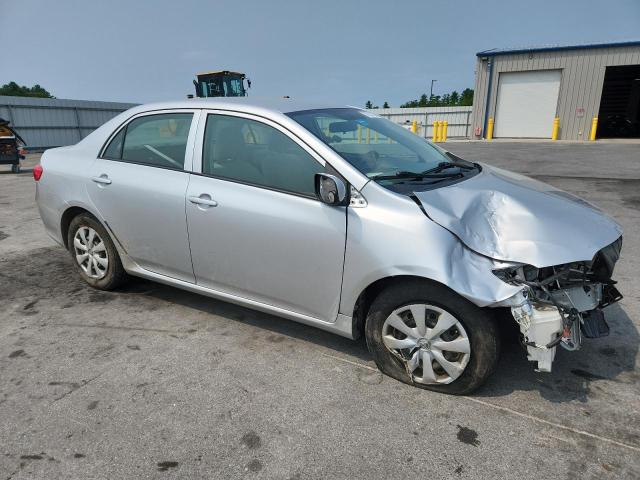 JTDBU4EE2AJ080440 - 2010 TOYOTA COROLLA BASE Gümüş fotoğraf 4