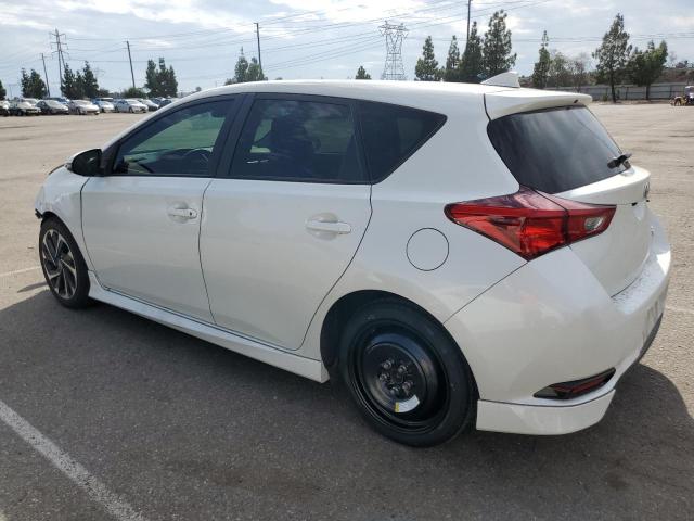 JTNKARJE2JJ567404 - 2018 TOYOTA COROLLA IM WHITE photo 2