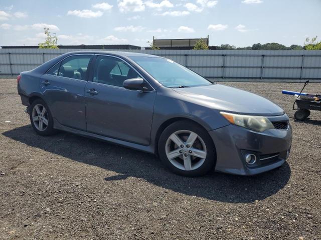 4T1BF1FK1CU080035 - 2012 TOYOTA CAMRY BASE GRAY photo 4