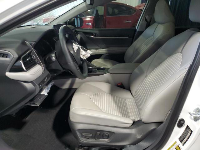 4T1S11AK0NU687147 - 2022 TOYOTA CAMRY SE NIGHT SHADE WHITE photo 7