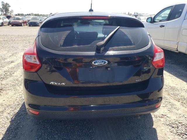 1FAHP3M28CL156615 - 2012 FORD FOCUS SEL BLACK photo 6