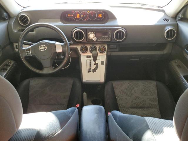 JTLZE4FE3B1122615 - 2011 TOYOTA SCION XB WHITE photo 8