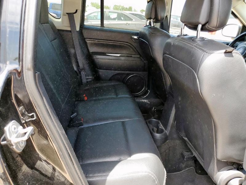 1C4NJDEB8GD557522 - 2016 JEEP COMPASS LATITUDE BLACK photo 11