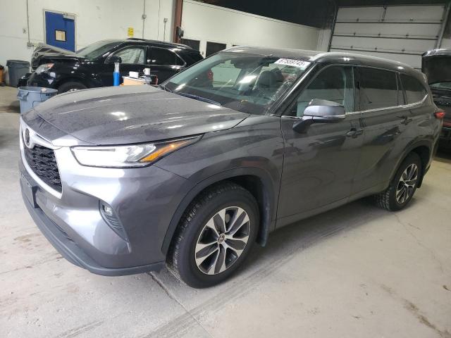 5TDGZRBH2NS569951 - 2022 TOYOTA HIGHLANDER XLE 灰色 照片 1
