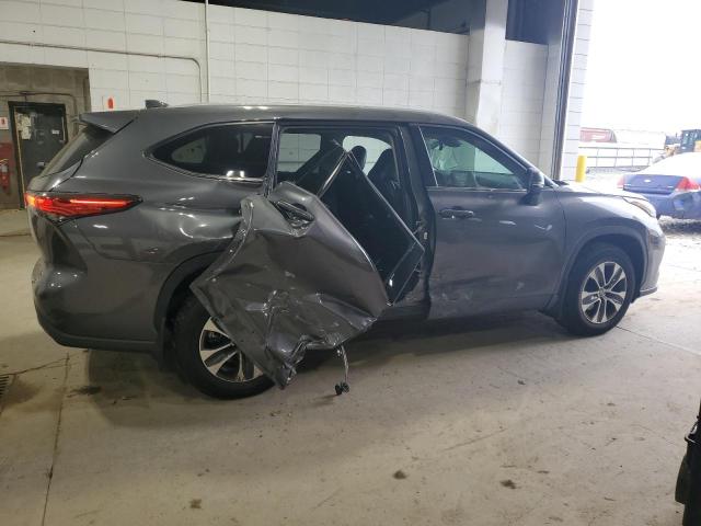 5TDGZRBH2NS569951 - 2022 TOYOTA HIGHLANDER XLE 灰色 照片 3