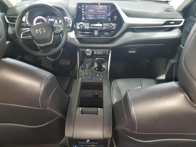 5TDGZRBH2NS569951 - 2022 TOYOTA HIGHLANDER XLE 灰色 照片 8